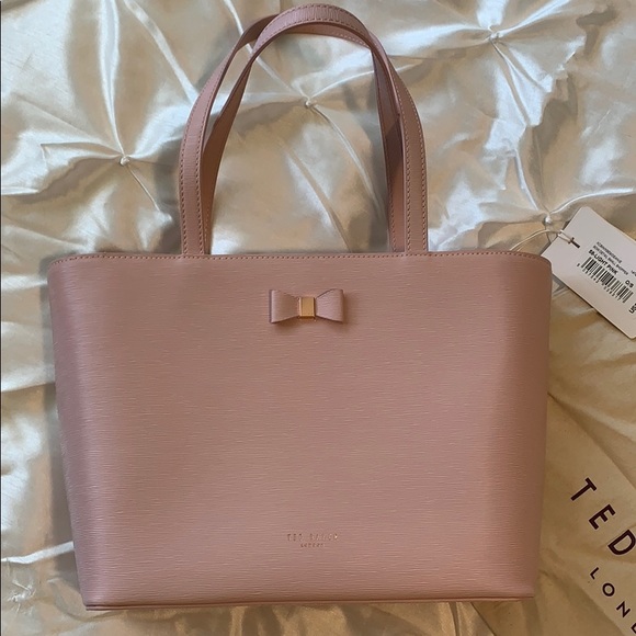 Ted Baker London Handbags - Ted Baker pink and rose gold shopper
